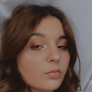 Meet your Posher, Mariana